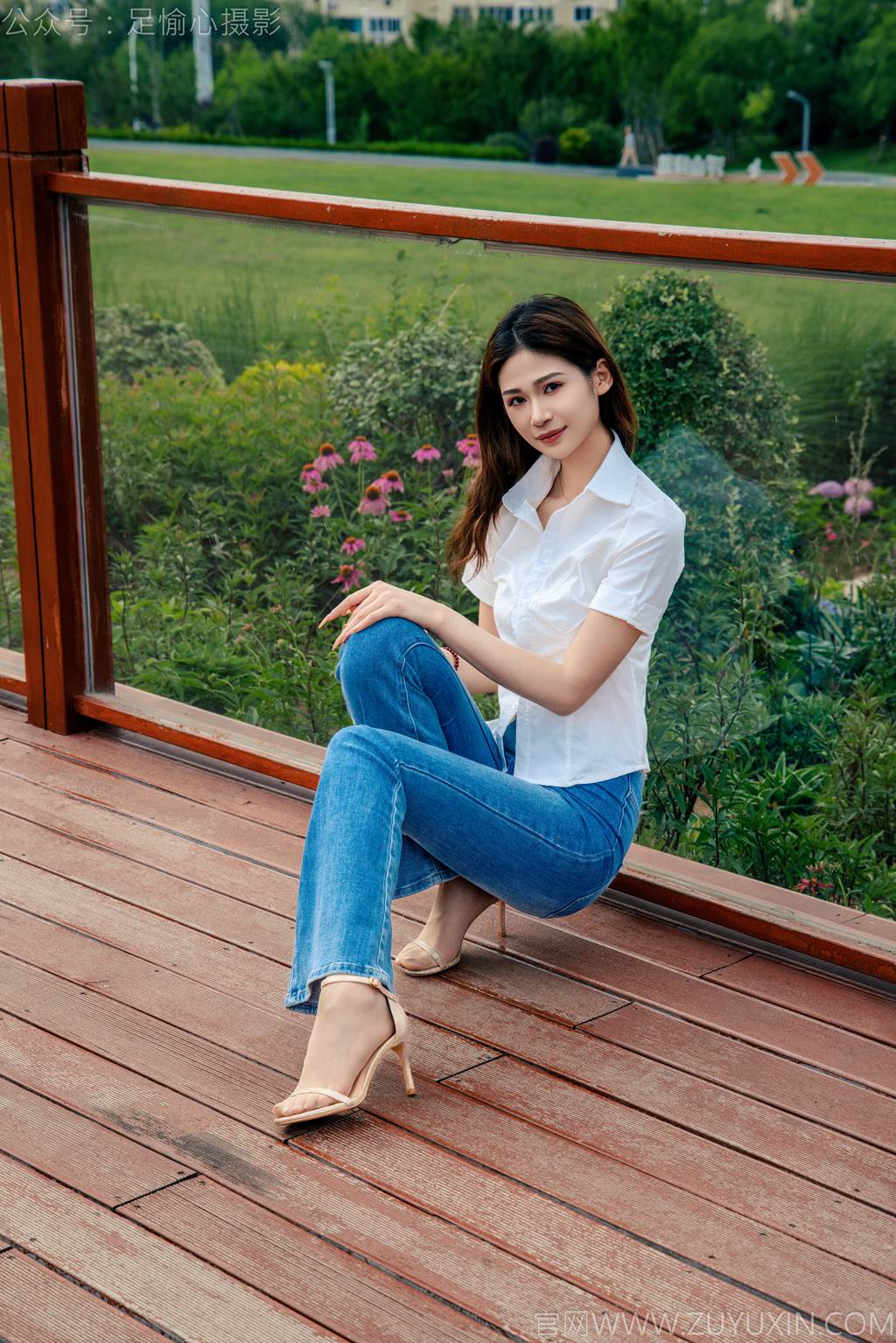 图片[78]-足愉心 NO.048 沐晴（搭配：白衬衣、牛仔长裤、肉色丝袜、浅色高跟鞋）[80P] – 速更版-美库