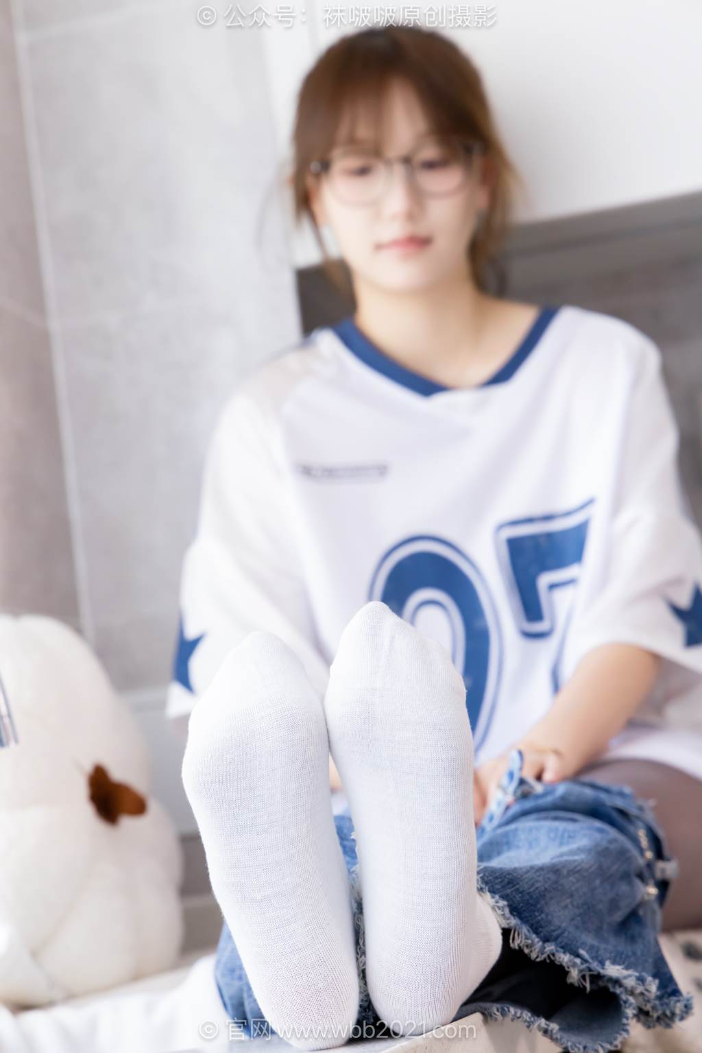 图片[80]-[BoBoSocks袜啵啵]NO.590 香菜-板鞋、短白棉袜、油亮薄黑丝、分体牛仔裤[113P] – 速更版-美库