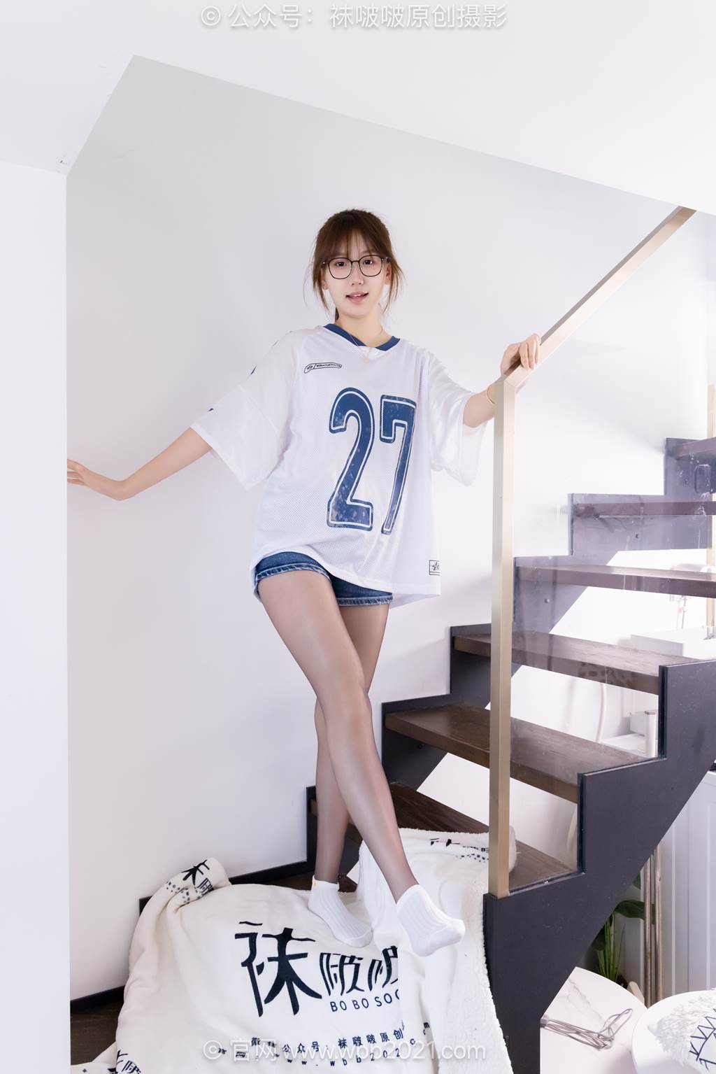 图片[81]-[BoBoSocks袜啵啵]NO.590 香菜-板鞋、短白棉袜、油亮薄黑丝、分体牛仔裤[113P] – 速更版-美库