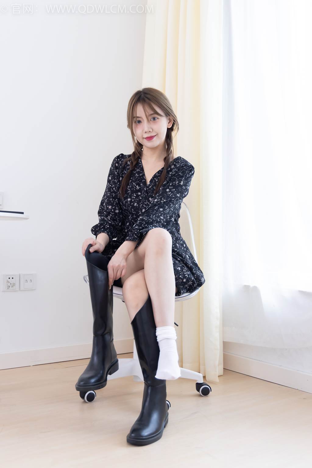 图片[71]-物恋传媒 NO.2435 小曦-长靴、高跟鞋、过膝袜[135P] – 速更版-美库
