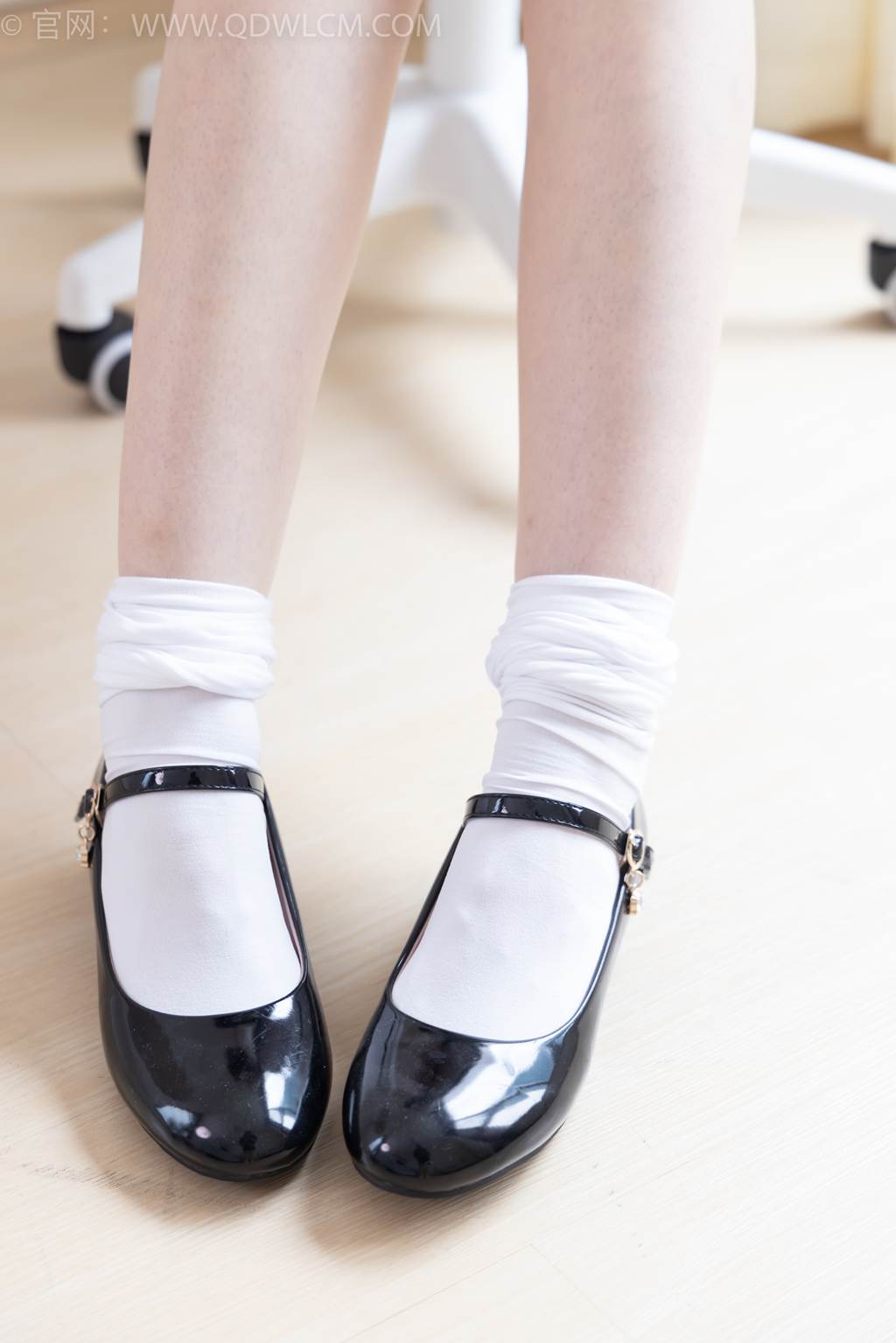 图片[81]-物恋传媒 NO.2435 小曦-长靴、高跟鞋、过膝袜[135P] – 速更版-美库