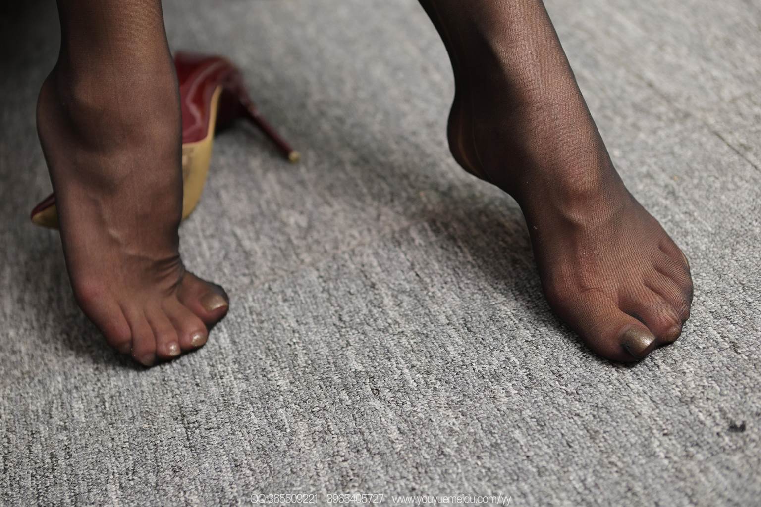 图片[42]-[IESS异思趣向] 2025.08.07 丝享家2126：兔兔《吊带丝袜》[80P] – 速更版-美库