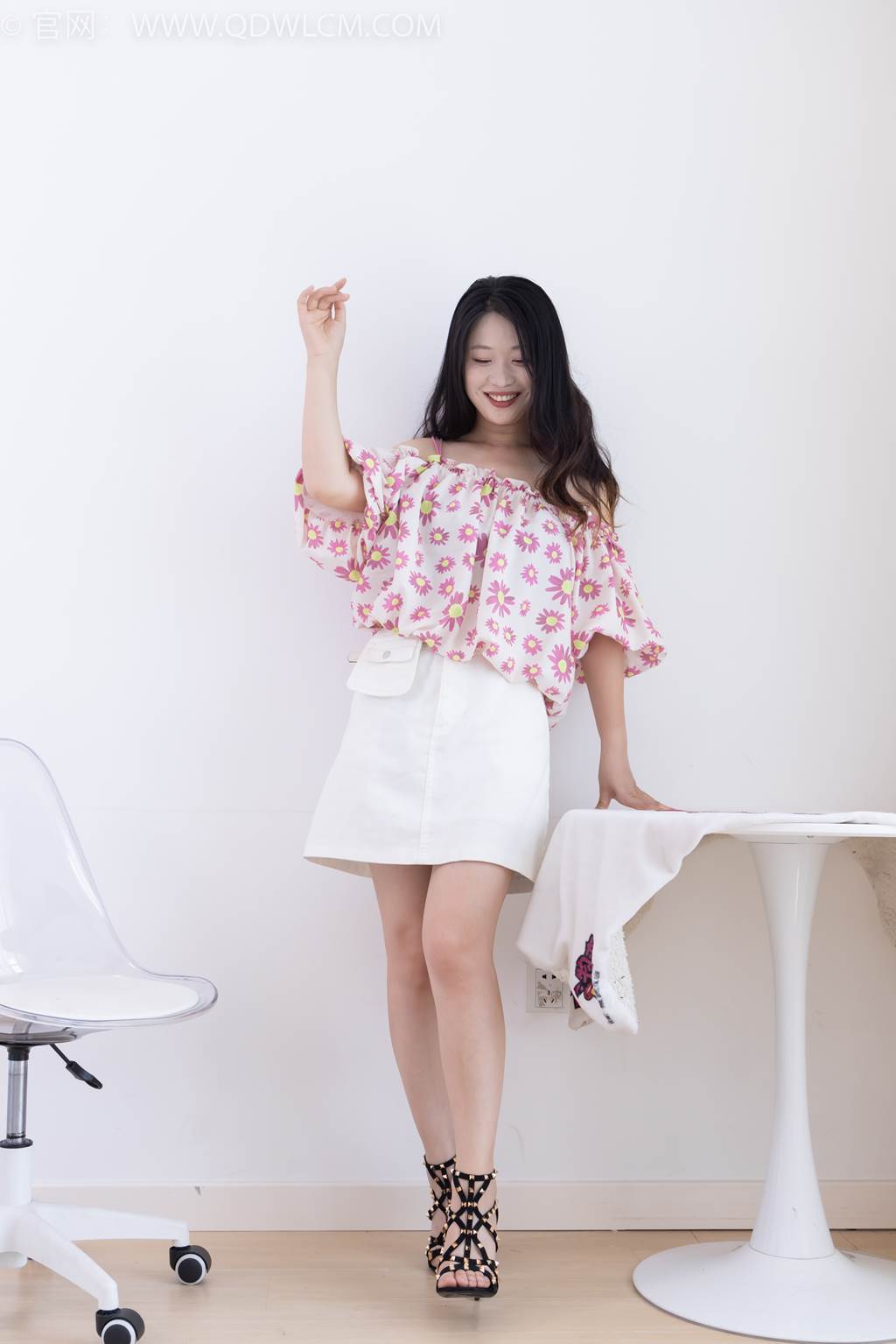 图片[63]-物恋传媒 NO.2437 小紫-两双高跟凉鞋、薄肉丝、裸足[123P] – 速更版-美库