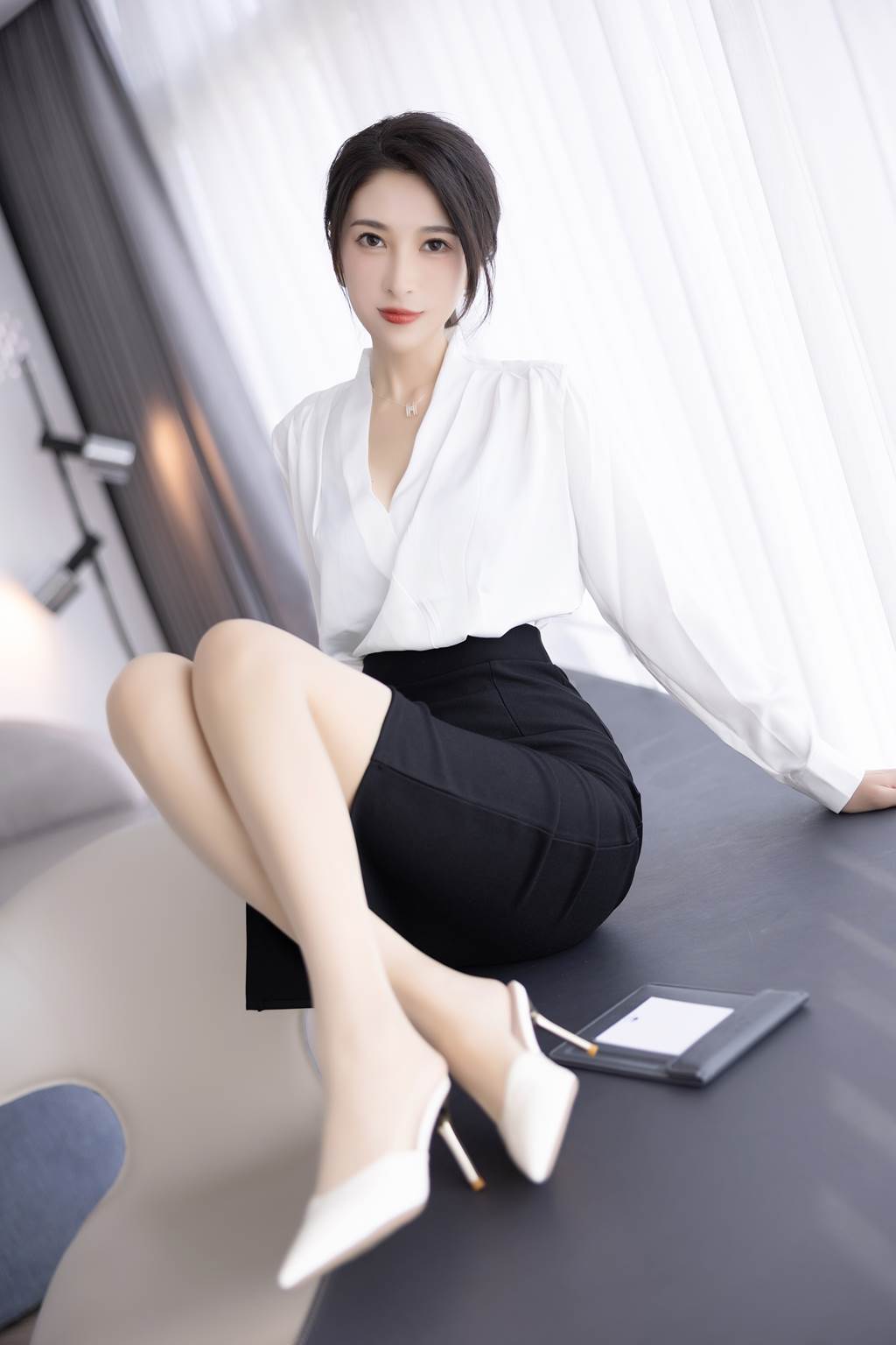 图片[19]-林乐一 – 魅力御姐[42P] – 速更版-美库