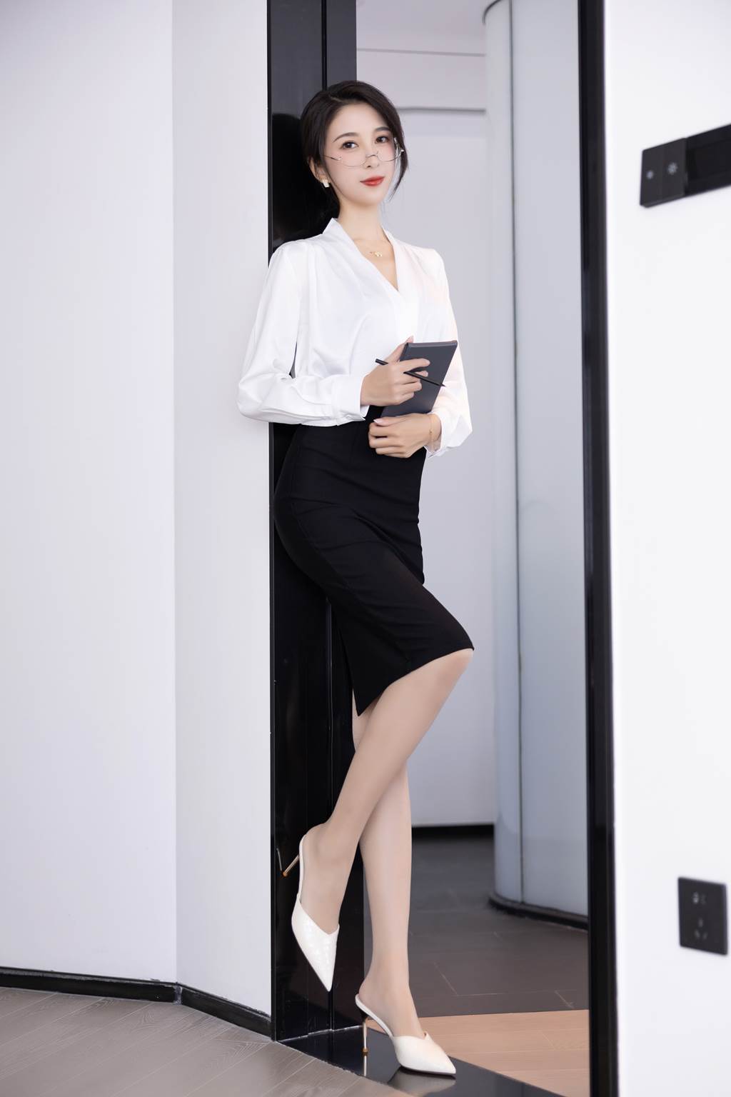 图片[42]-林乐一 – 魅力御姐[42P] – 速更版-美库