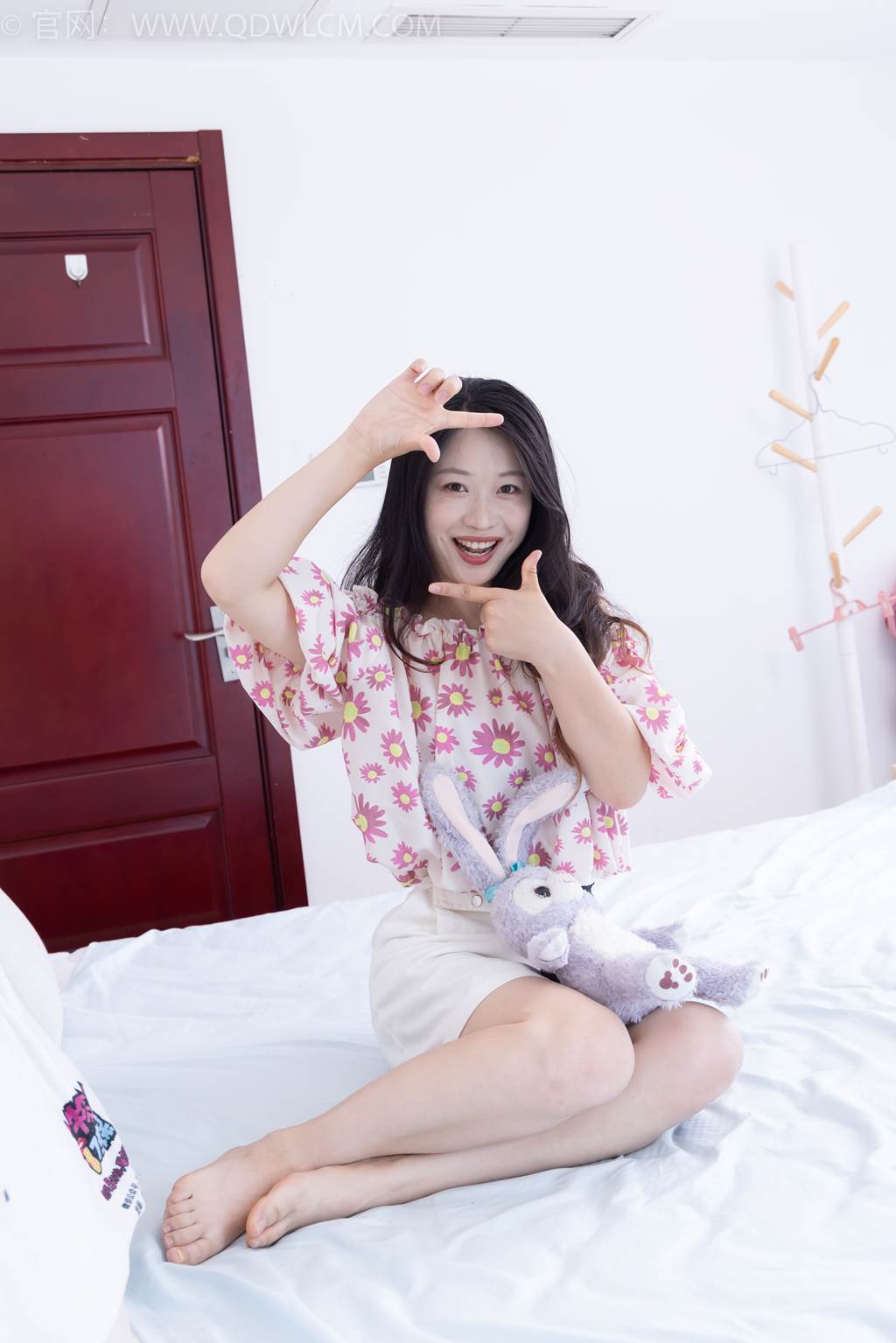 图片[122]-物恋传媒 NO.2437 小紫-两双高跟凉鞋、薄肉丝、裸足[123P] – 速更版-美库