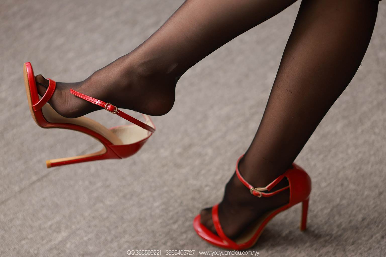 图片[26]-[IESS异思趣向] 2025.08.10 丝享家2128：小金《美腿女秘（上）》[91P] – 速更版-美库