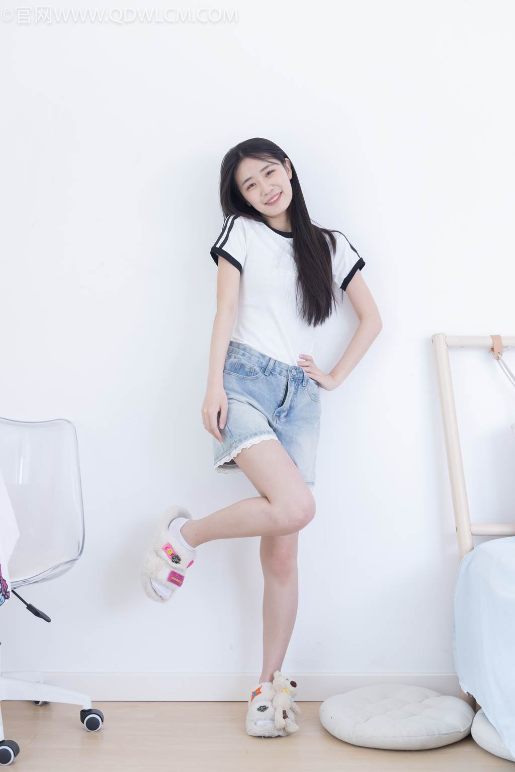 图片[96]-物恋传媒 NO.2439 菜菜-拖鞋、白棉袜[121P] – 速更版-美库