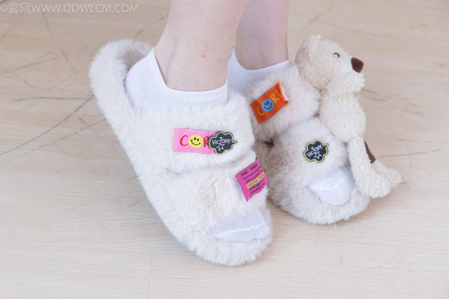 图片[114]-物恋传媒 NO.2439 菜菜-拖鞋、白棉袜[121P] – 速更版-美库