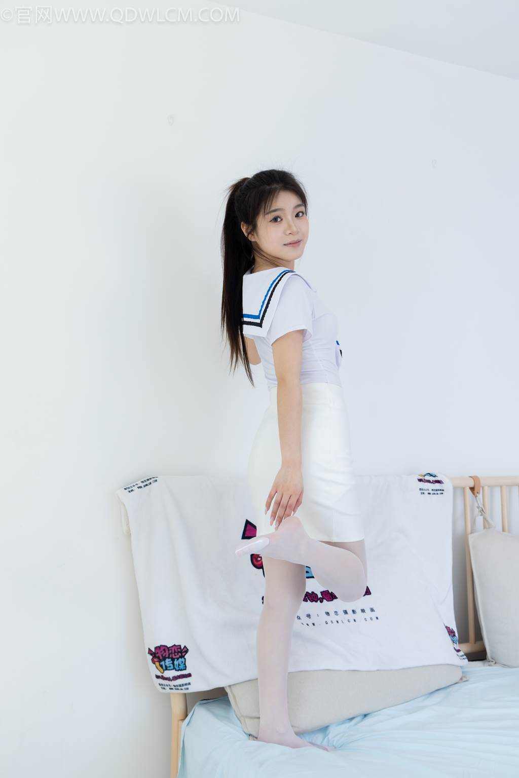 图片[101]-物恋传媒 NO.2440 闪闪-高跟凉鞋、薄白丝[133P] – 速更版-美库