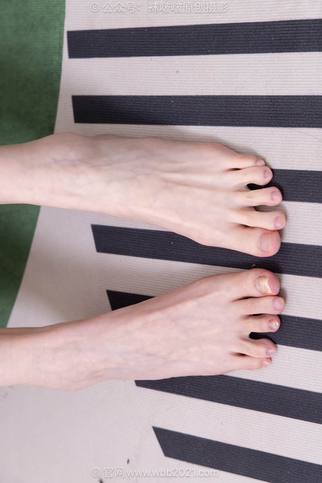 图片[13]-[BoBoSocks袜啵啵]NO.592 小甜豆-高跟鞋、高跟凉鞋、油亮薄肉丝、油亮薄黑丝、裸足[175P] – 速更版-美库