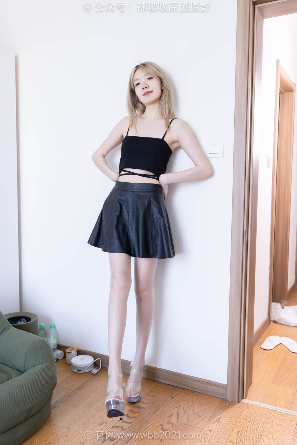 图片[36]-[BoBoSocks袜啵啵]NO.592 小甜豆-高跟鞋、高跟凉鞋、油亮薄肉丝、油亮薄黑丝、裸足[175P] – 速更版-美库