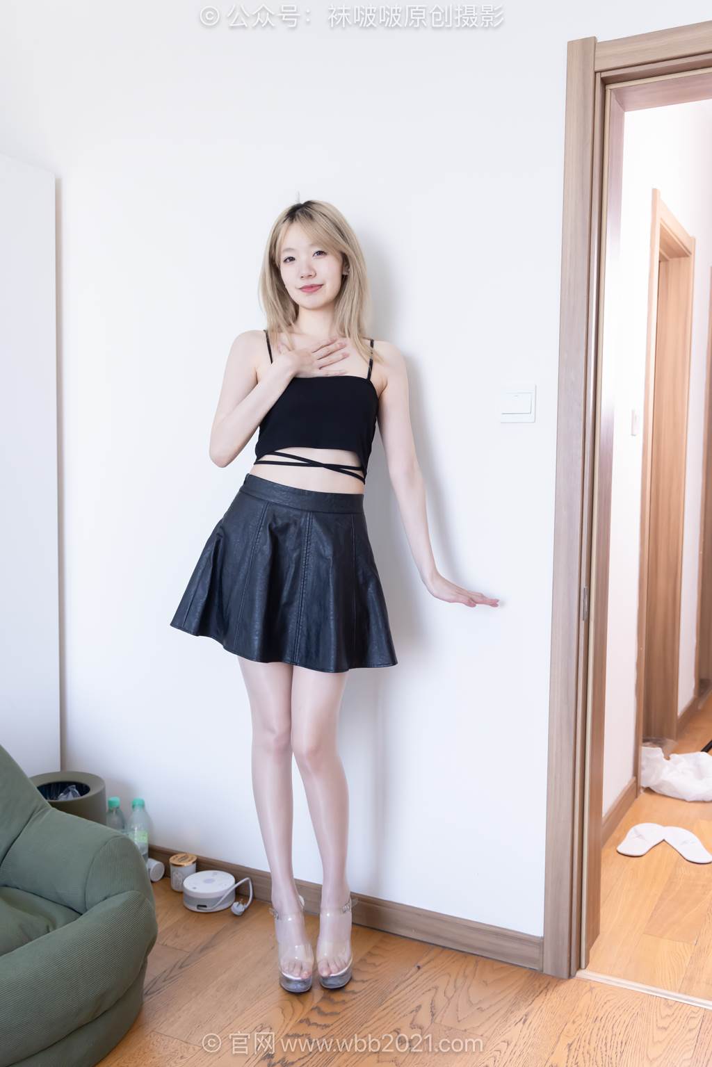 图片[50]-[BoBoSocks袜啵啵]NO.592 小甜豆-高跟鞋、高跟凉鞋、油亮薄肉丝、油亮薄黑丝、裸足[175P] – 速更版-美库