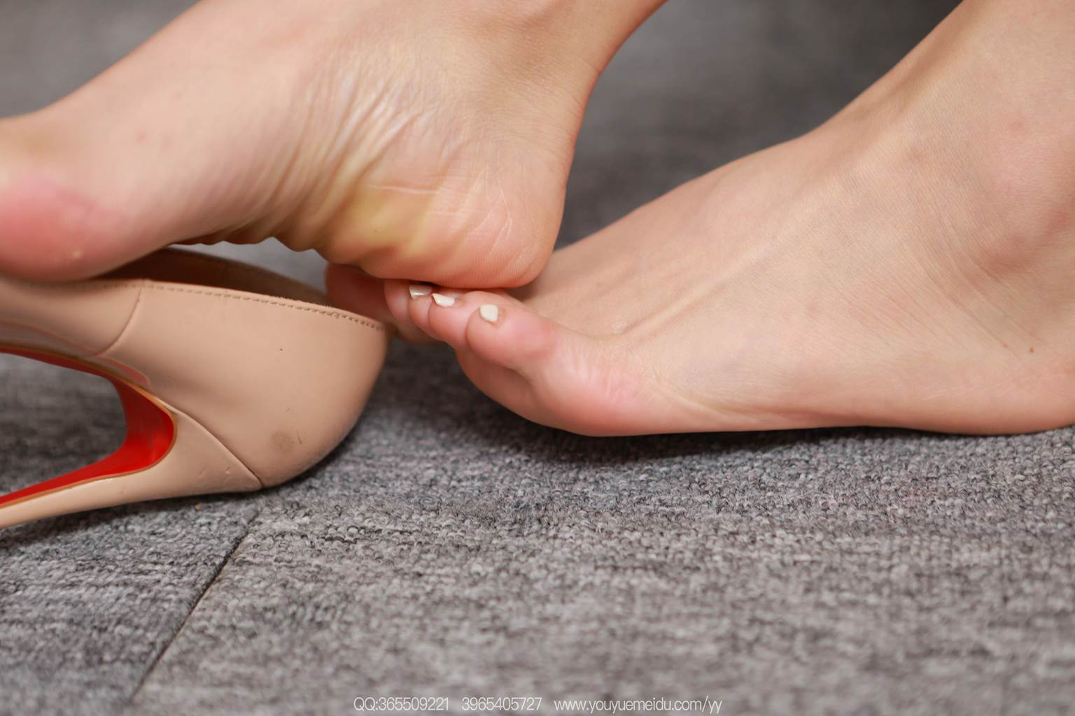 图片[24]-[IESS异思趣向] 2025.08.17 丝享家2133：小九《裸足特工（上）》[83P] – 速更版-美库