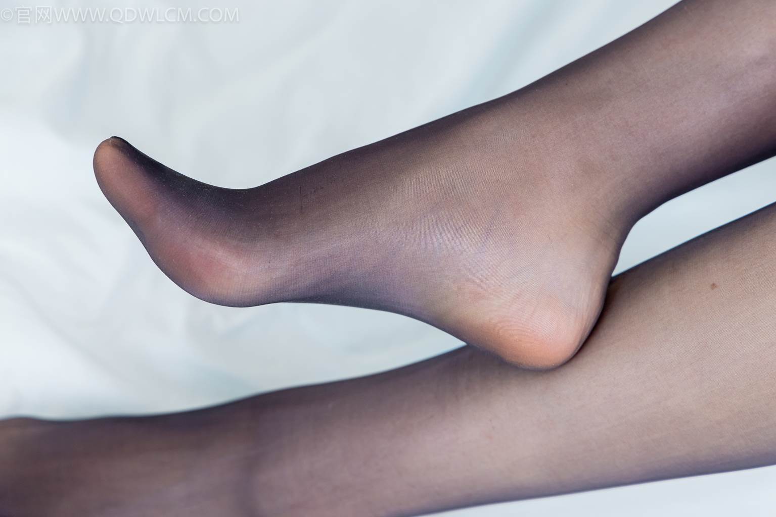 图片[43]-物恋传媒 NO.2441 泡泡-cos服、高跟鞋、薄黑丝、假装睡着剧情[126P] – 速更版-美库