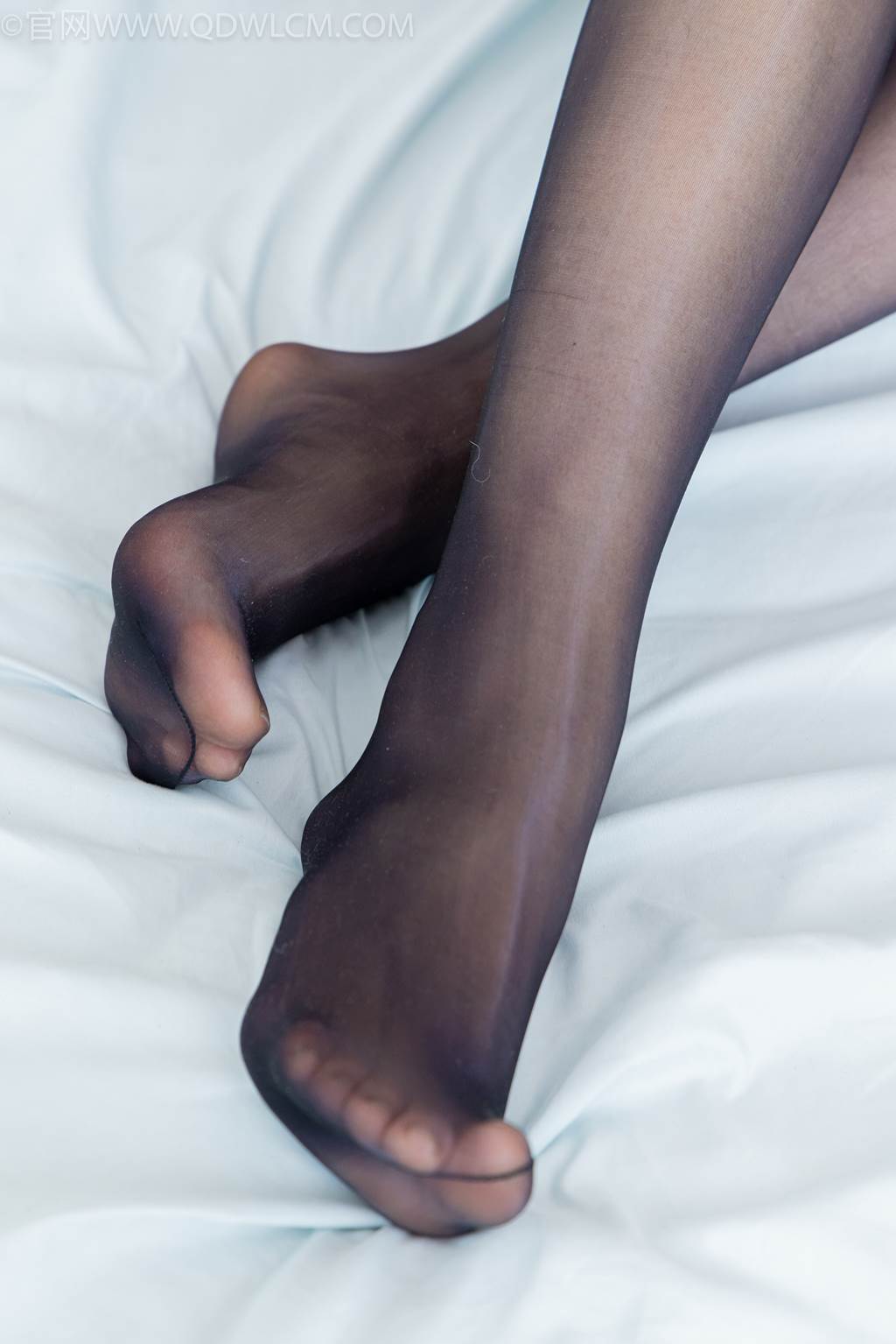 图片[95]-物恋传媒 NO.2441 泡泡-cos服、高跟鞋、薄黑丝、假装睡着剧情[126P] – 速更版-美库