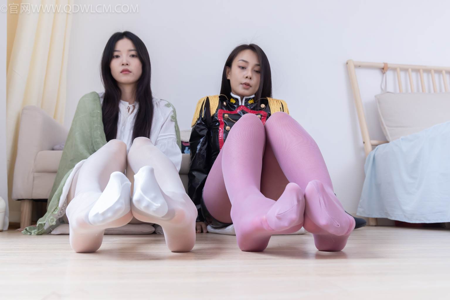 图片[36]-物恋传媒 NO.2442 茯苓&岚岚-高跟鞋、短靴、薄粉丝、薄白丝套薄灰丝[164P] – 速更版-美库