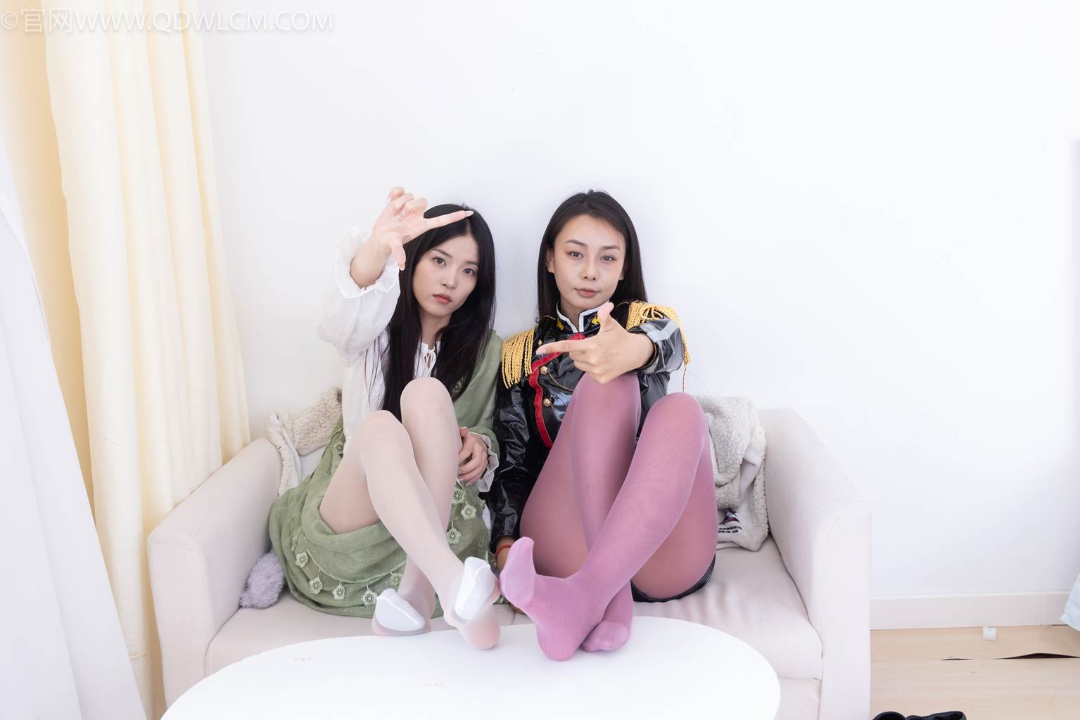 图片[71]-物恋传媒 NO.2442 茯苓&岚岚-高跟鞋、短靴、薄粉丝、薄白丝套薄灰丝[164P] – 速更版-美库