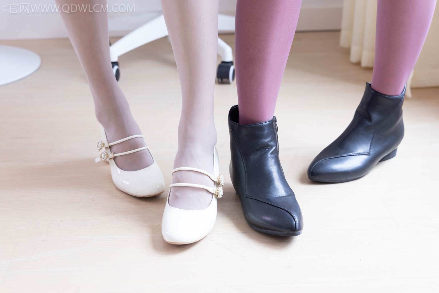 图片[90]-物恋传媒 NO.2442 茯苓&岚岚-高跟鞋、短靴、薄粉丝、薄白丝套薄灰丝[164P] – 速更版-美库