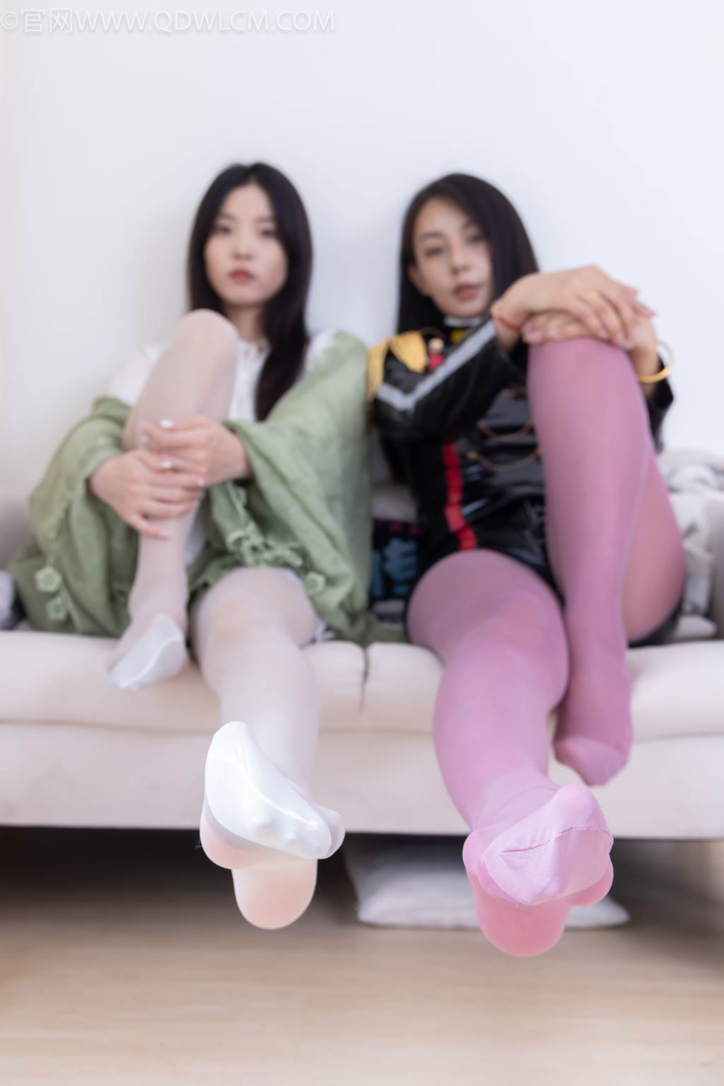 图片[119]-物恋传媒 NO.2442 茯苓&岚岚-高跟鞋、短靴、薄粉丝、薄白丝套薄灰丝[164P] – 速更版-美库