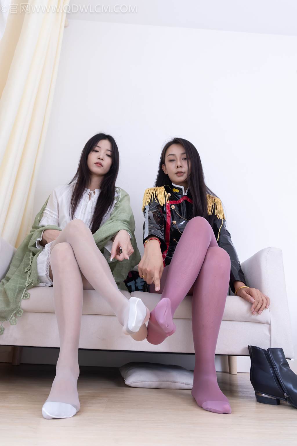 图片[159]-物恋传媒 NO.2442 茯苓&岚岚-高跟鞋、短靴、薄粉丝、薄白丝套薄灰丝[164P] – 速更版-美库