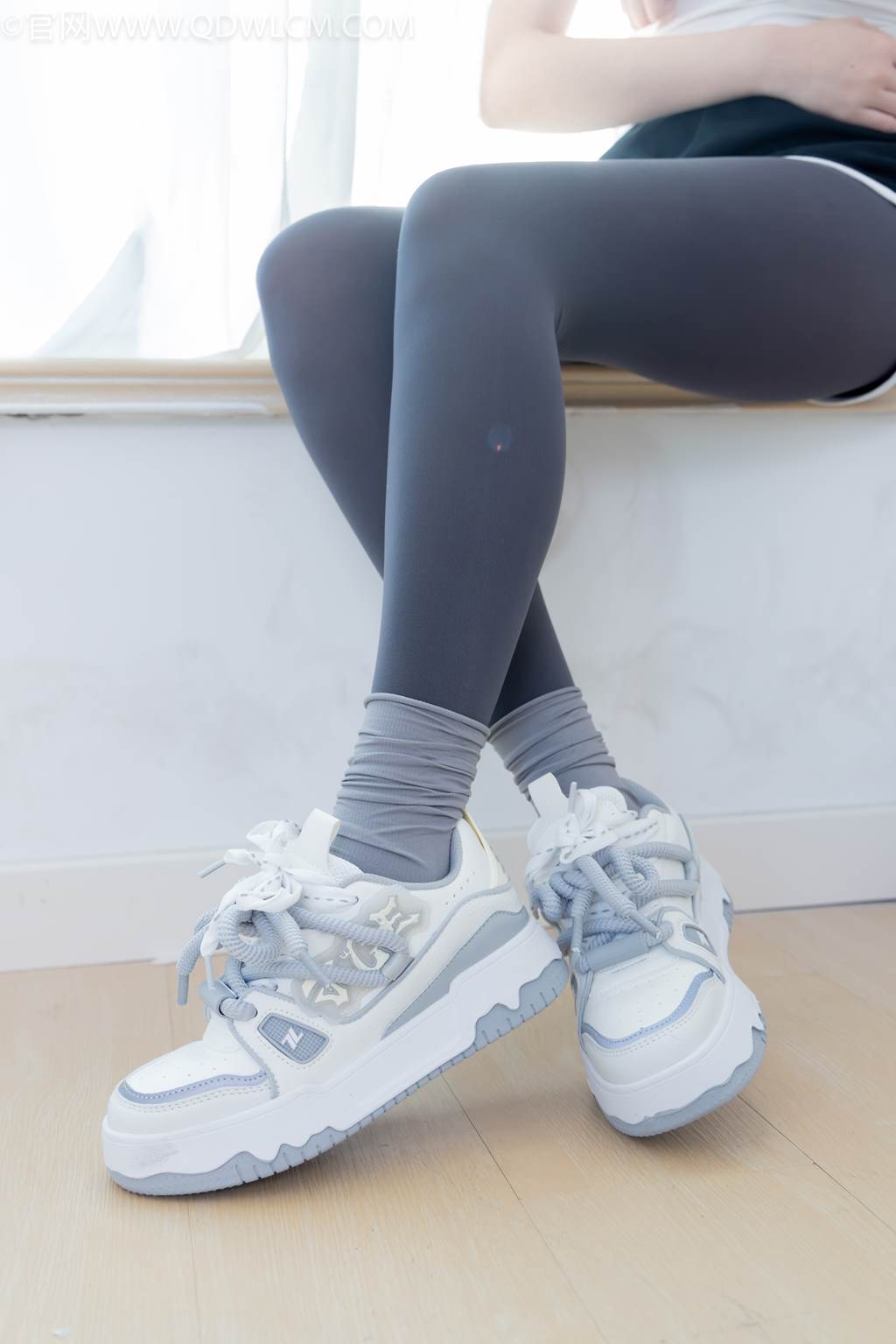 图片[18]-物恋传媒 NO.2443 恬恬-体操服、板鞋、厚灰丝、灰色冰丝袜[163P] – 速更版-美库