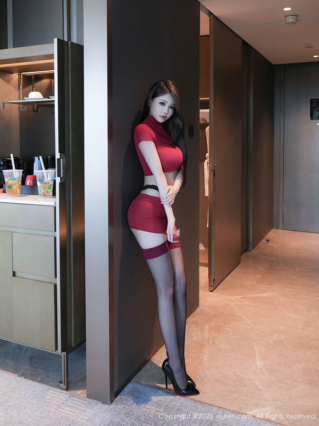 图片[33]-[Xiuren秀人网]2025.09.15 NO.10765 甜妮[32P] – 速更版-美库