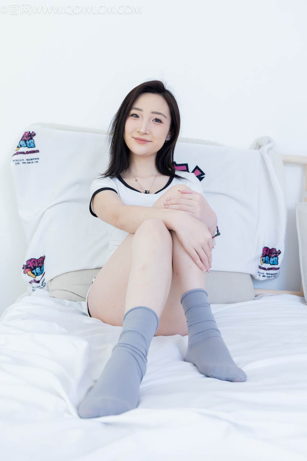 图片[143]-物恋传媒 NO.2443 恬恬-体操服、板鞋、厚灰丝、灰色冰丝袜[163P] – 速更版-美库