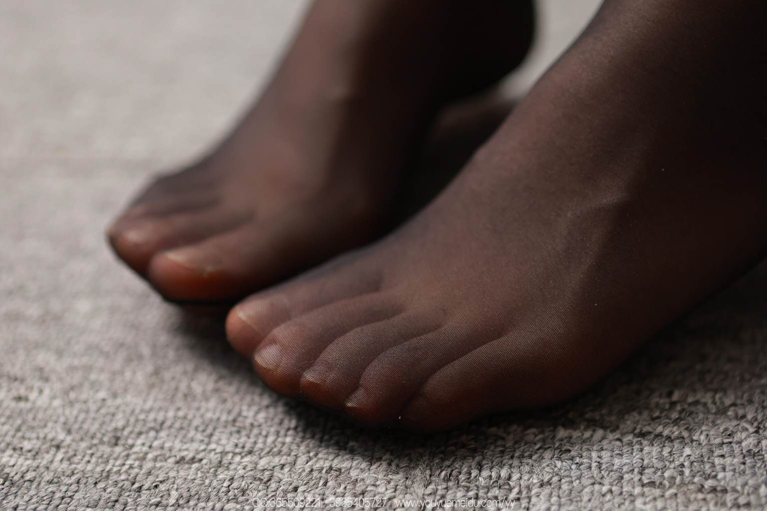 图片[19]-[IESS异思趣向] 2025.08.20 丝享家2136：小婕《酒红穿搭》[89P] – 速更版-美库