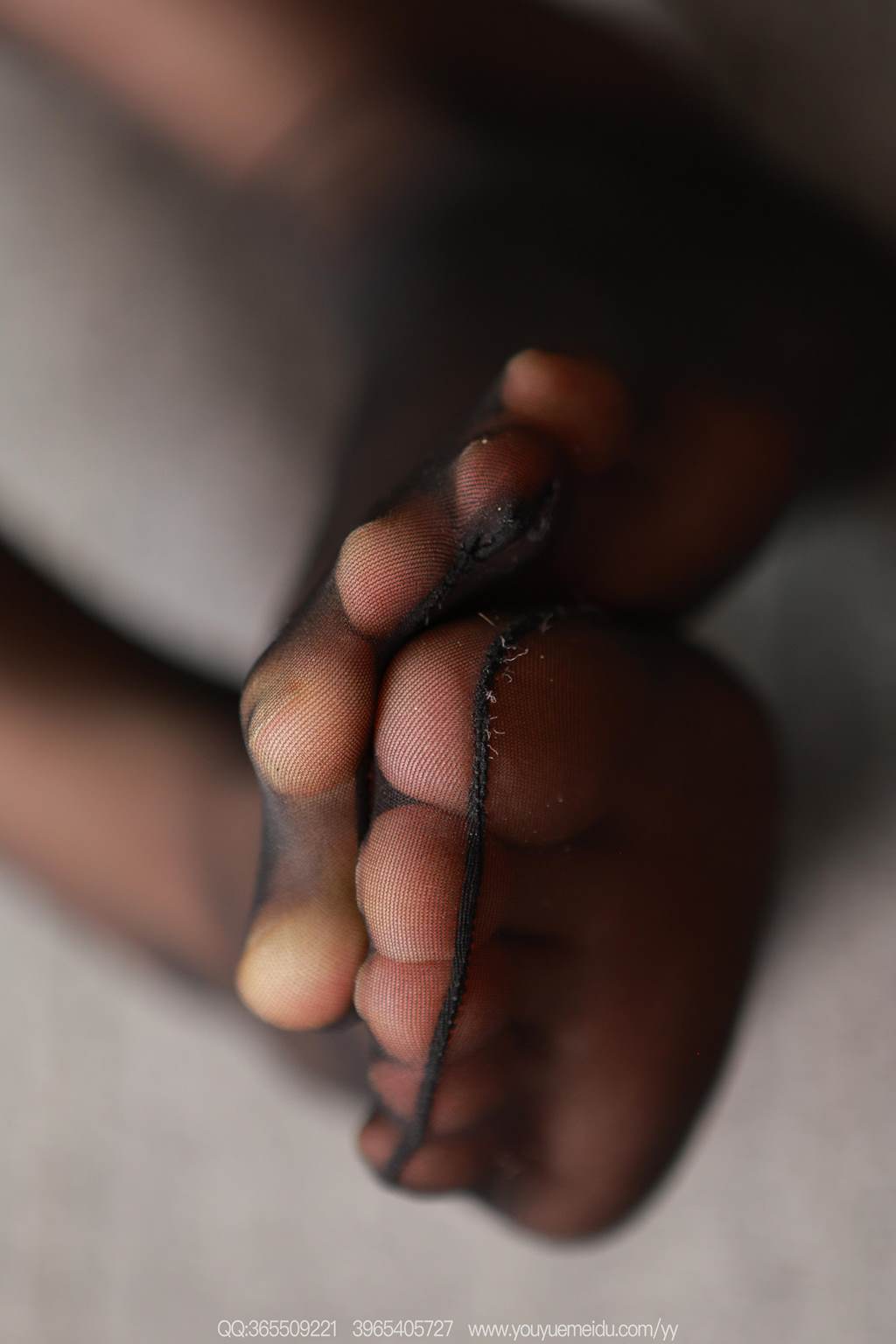 图片[26]-[IESS异思趣向] 2025.08.20 丝享家2136：小婕《酒红穿搭》[89P] – 速更版-美库