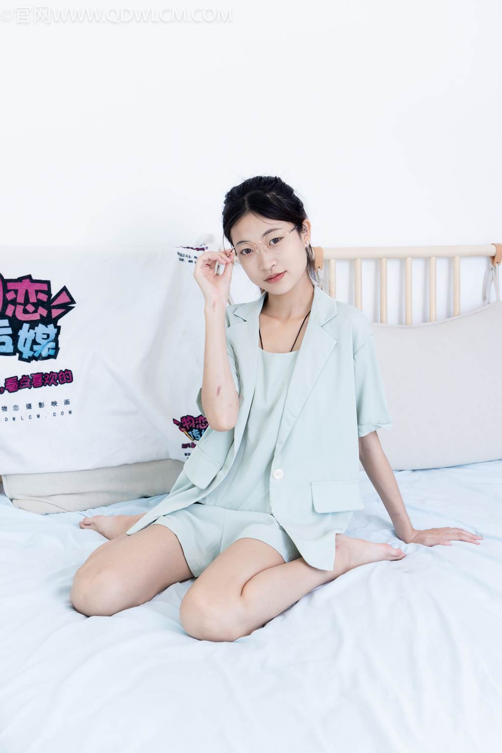 图片[36]-物恋传媒 NO.2444 小夏-三双高跟鞋、薄肉丝、裸足[143P] – 速更版-美库