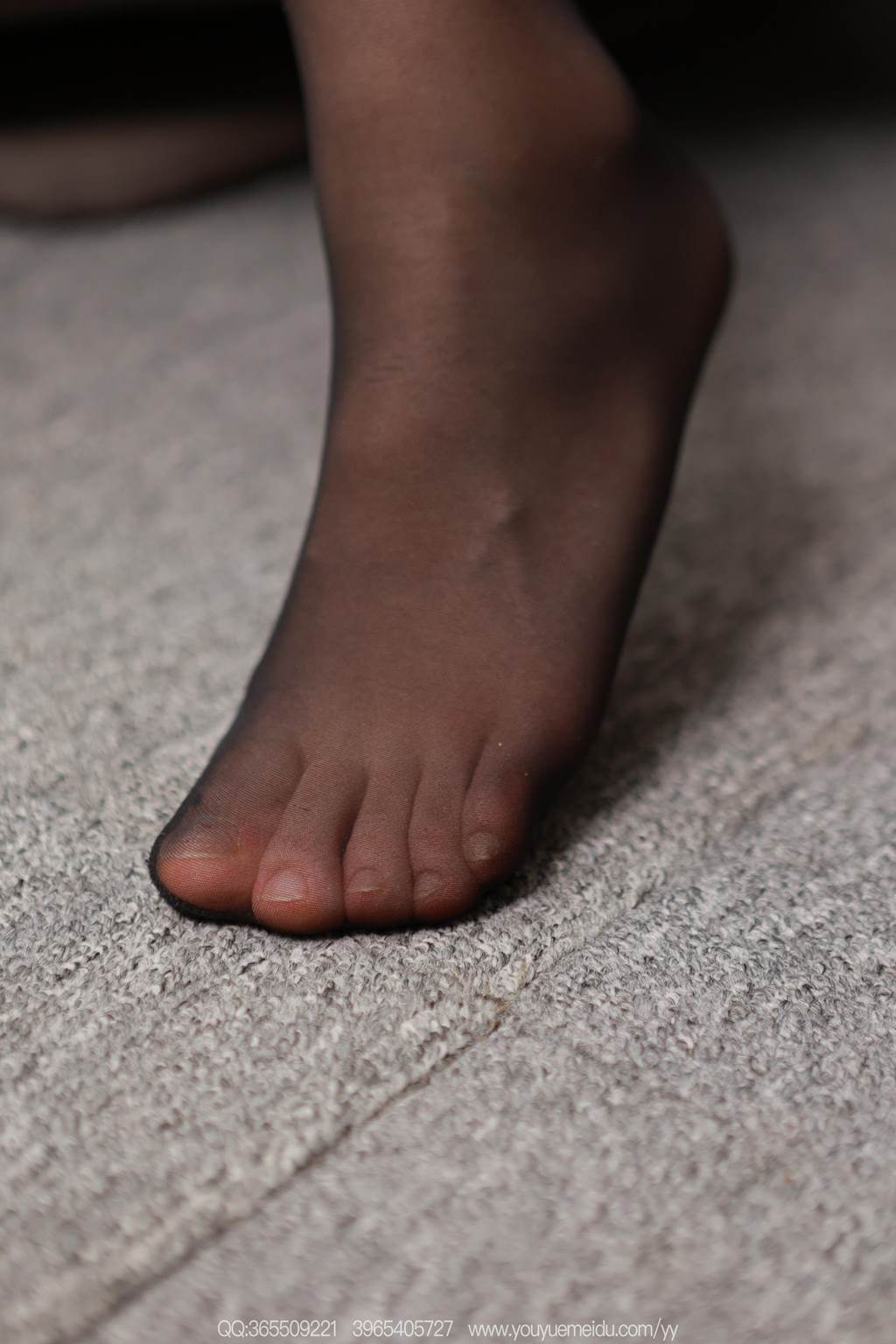 图片[57]-[IESS异思趣向] 2025.08.20 丝享家2136：小婕《酒红穿搭》[89P] – 速更版-美库