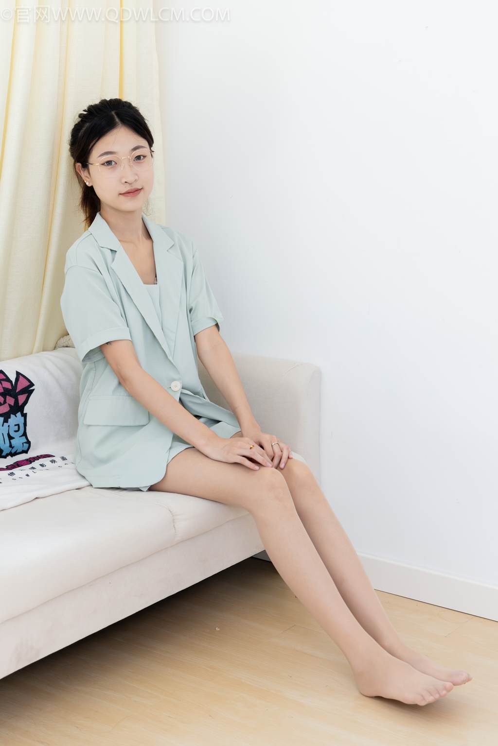 图片[46]-物恋传媒 NO.2444 小夏-三双高跟鞋、薄肉丝、裸足[143P] – 速更版-美库