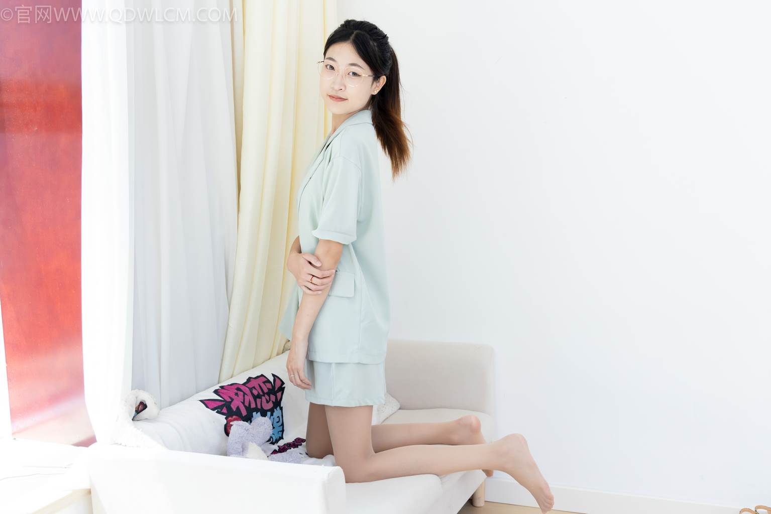 图片[73]-物恋传媒 NO.2444 小夏-三双高跟鞋、薄肉丝、裸足[143P] – 速更版-美库