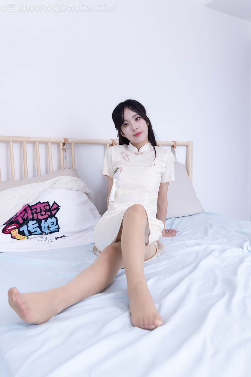 图片[53]-物恋传媒 NO.2448 辣辣-旗袍、高跟鞋、薄肉丝[135P] – 速更版-美库