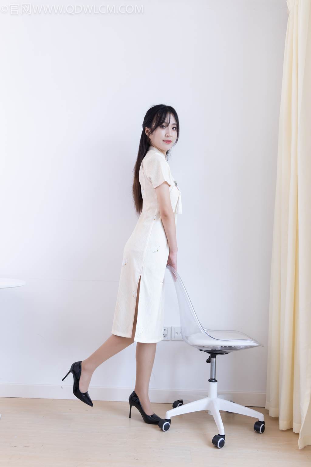 图片[93]-物恋传媒 NO.2448 辣辣-旗袍、高跟鞋、薄肉丝[135P] – 速更版-美库