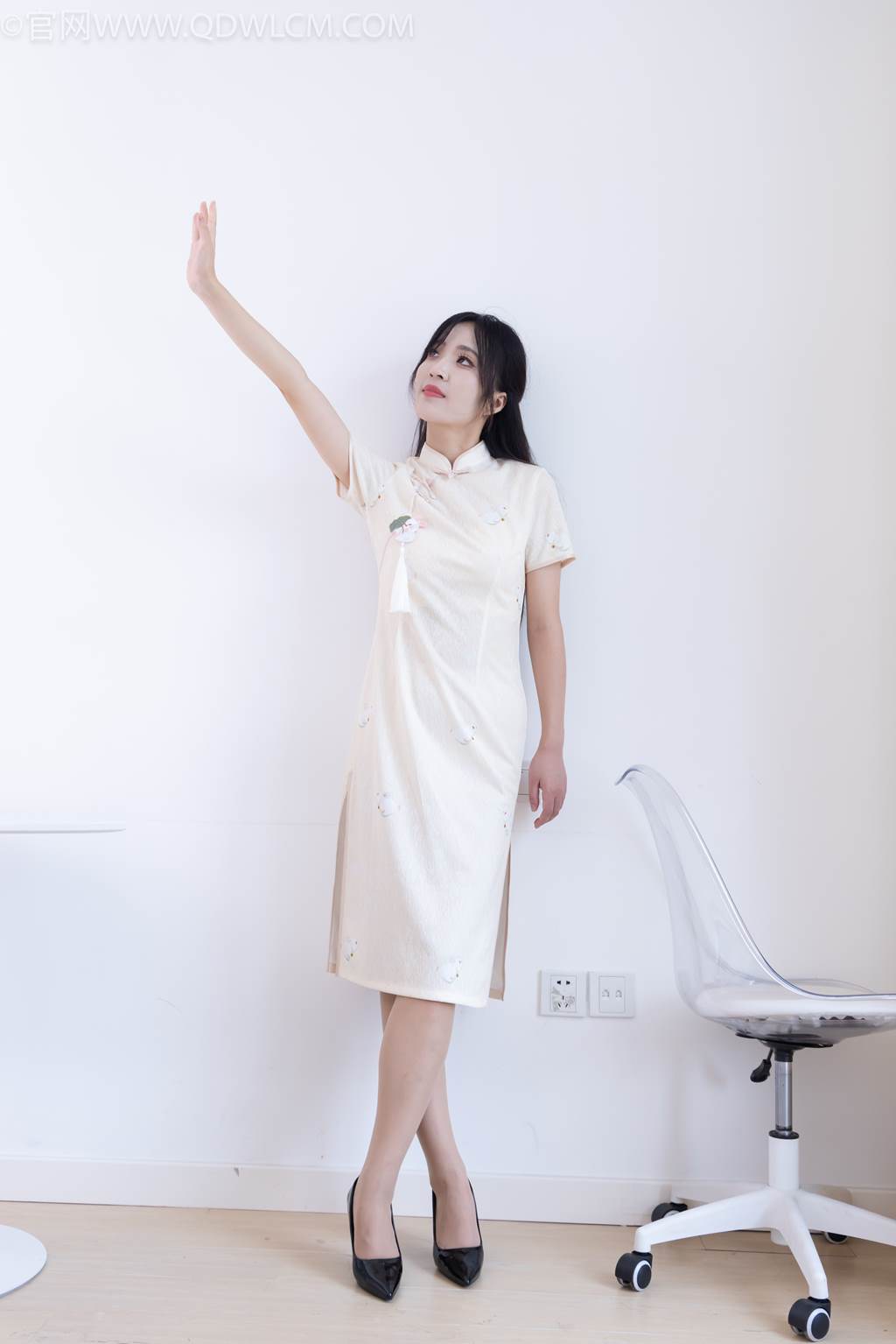 图片[109]-物恋传媒 NO.2448 辣辣-旗袍、高跟鞋、薄肉丝[135P] – 速更版-美库