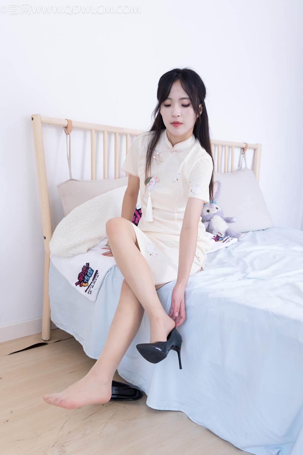 图片[128]-物恋传媒 NO.2448 辣辣-旗袍、高跟鞋、薄肉丝[135P] – 速更版-美库