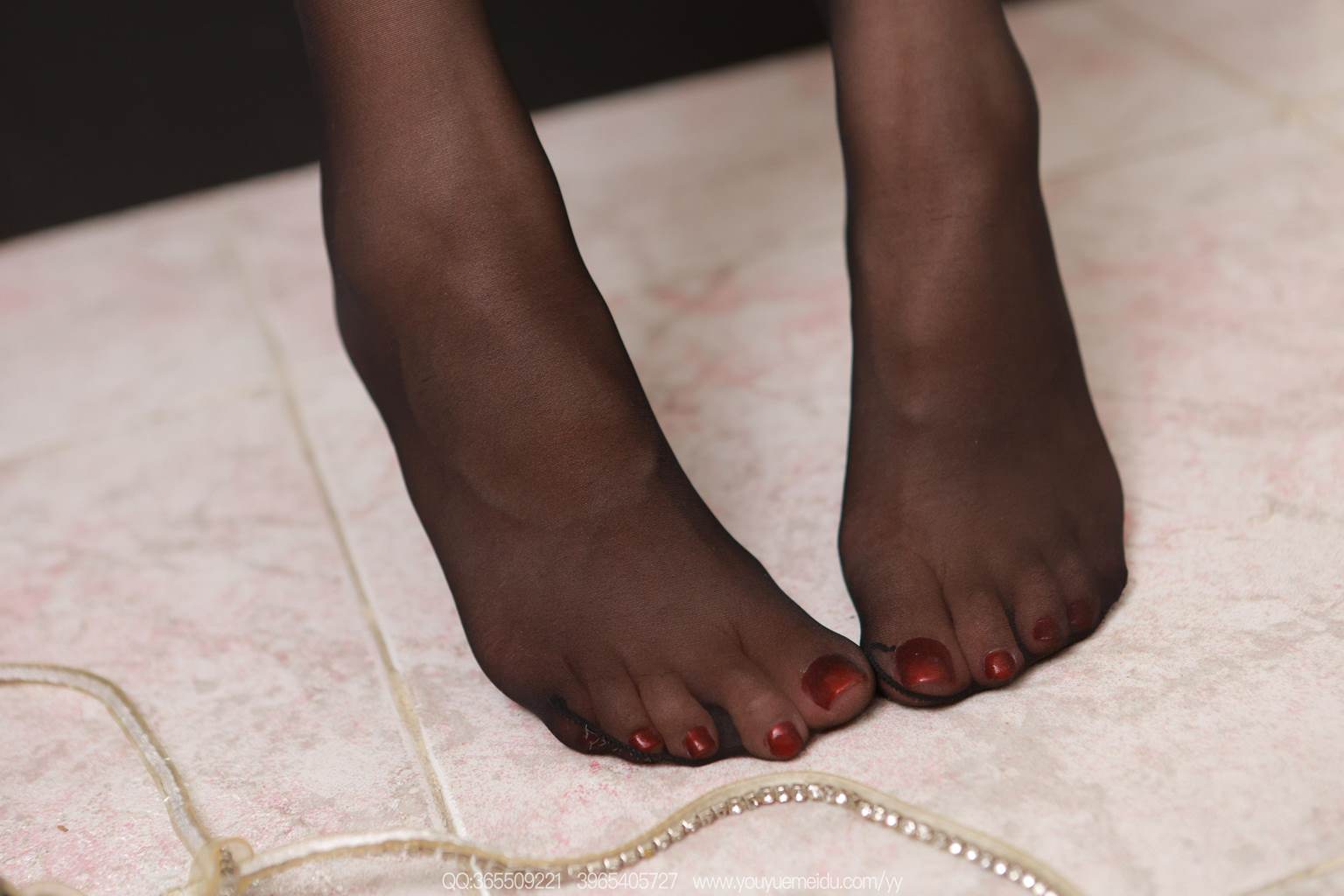 图片[63]-[IESS异思趣向] 2025.08.25 丝享家2140：美子《黑丝包臀裙》[82P] – 速更版-美库