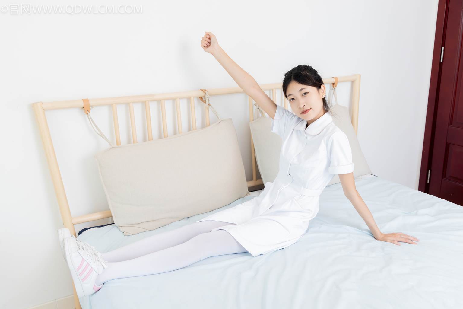 图片[24]-物恋传媒 NO.2450 小夏-板鞋、厚白丝[125P] – 速更版-美库