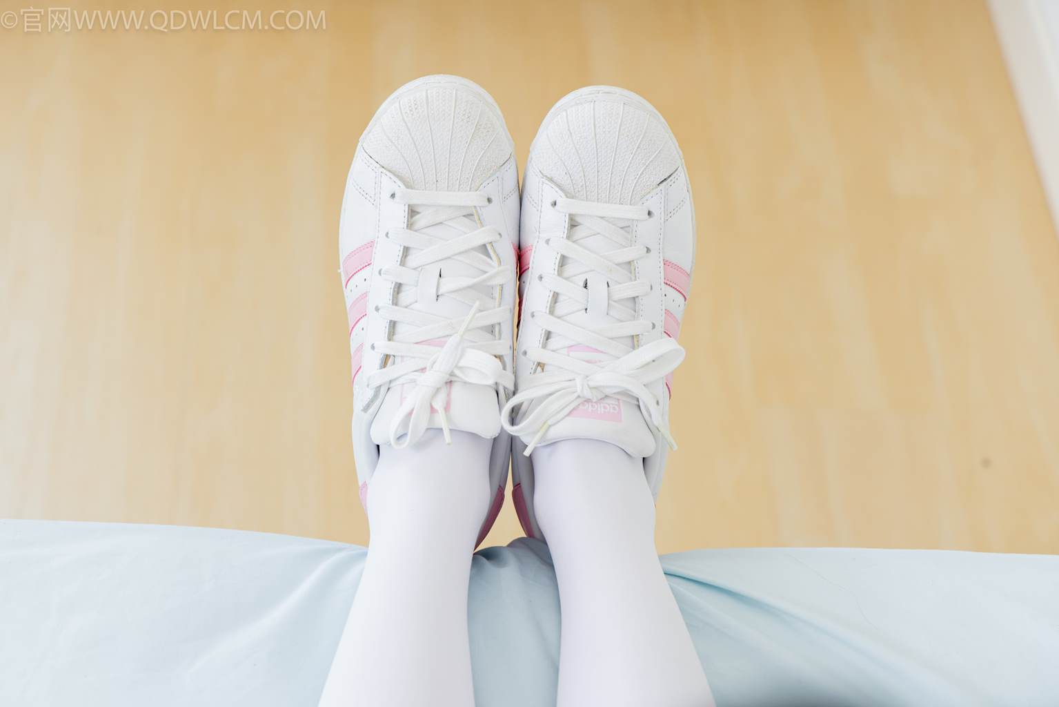 图片[38]-物恋传媒 NO.2450 小夏-板鞋、厚白丝[125P] – 速更版-美库