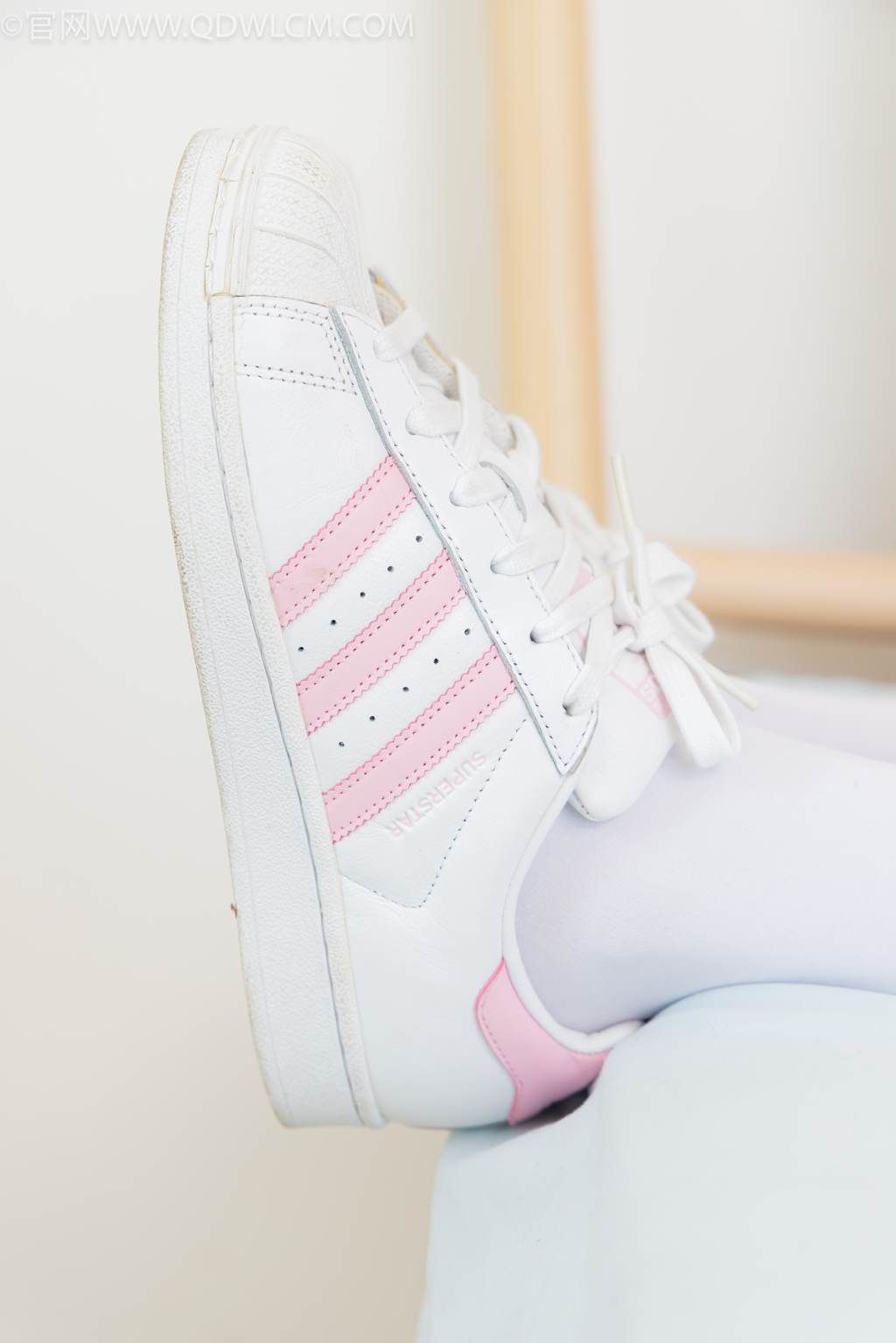 图片[43]-物恋传媒 NO.2450 小夏-板鞋、厚白丝[125P] – 速更版-美库