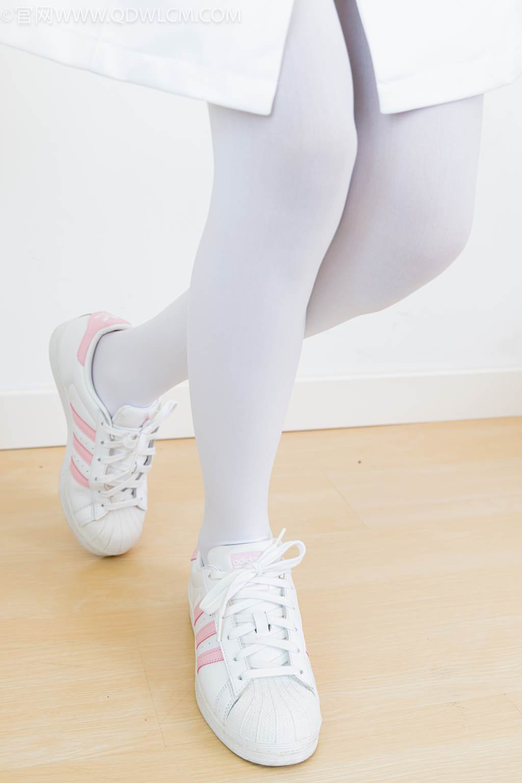 图片[52]-物恋传媒 NO.2450 小夏-板鞋、厚白丝[125P] – 速更版-美库