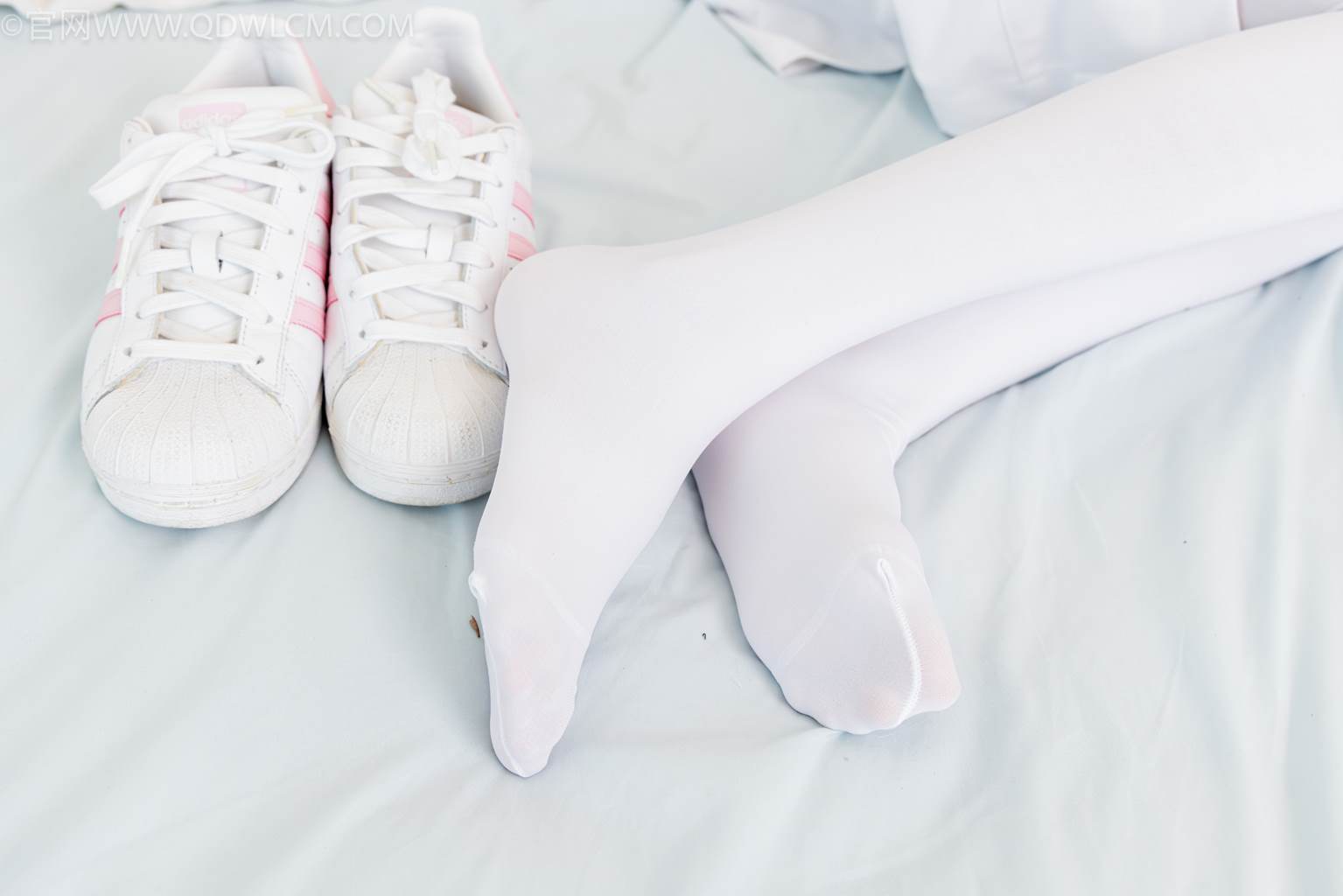 图片[63]-物恋传媒 NO.2450 小夏-板鞋、厚白丝[125P] – 速更版-美库