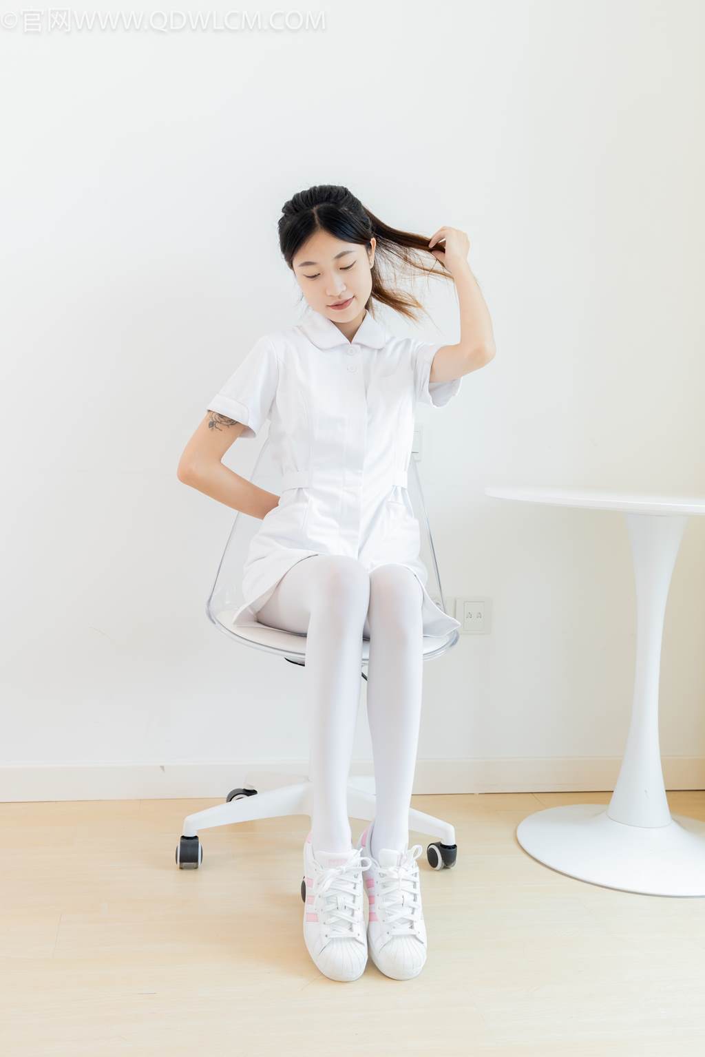 图片[67]-物恋传媒 NO.2450 小夏-板鞋、厚白丝[125P] – 速更版-美库