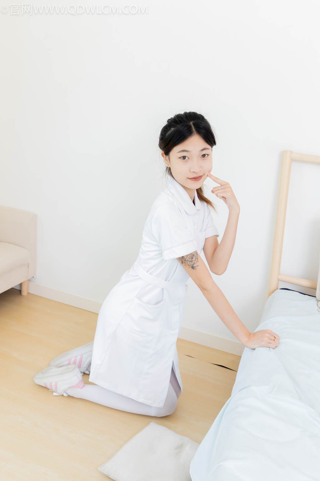 图片[70]-物恋传媒 NO.2450 小夏-板鞋、厚白丝[125P] – 速更版-美库