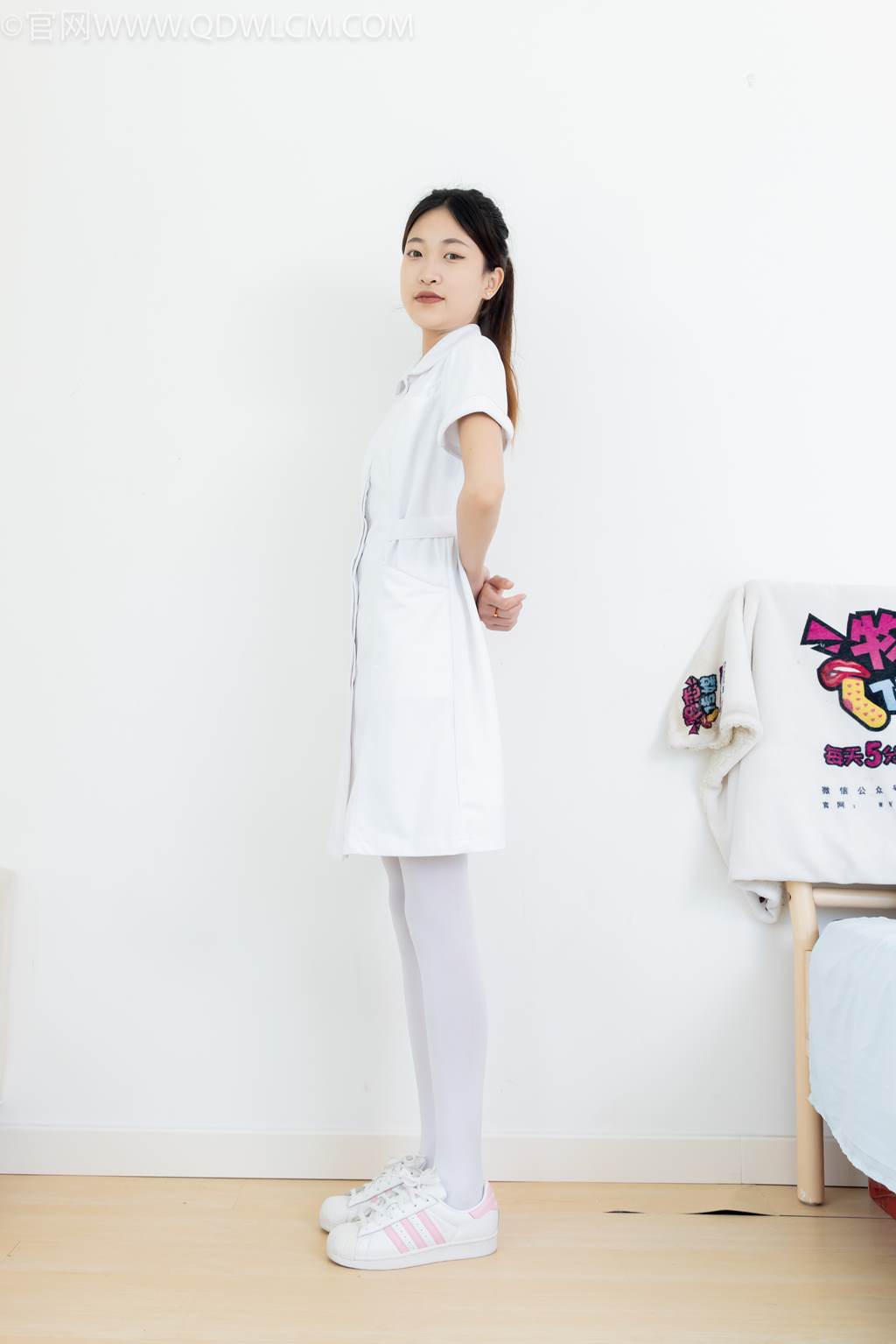 图片[82]-物恋传媒 NO.2450 小夏-板鞋、厚白丝[125P] – 速更版-美库