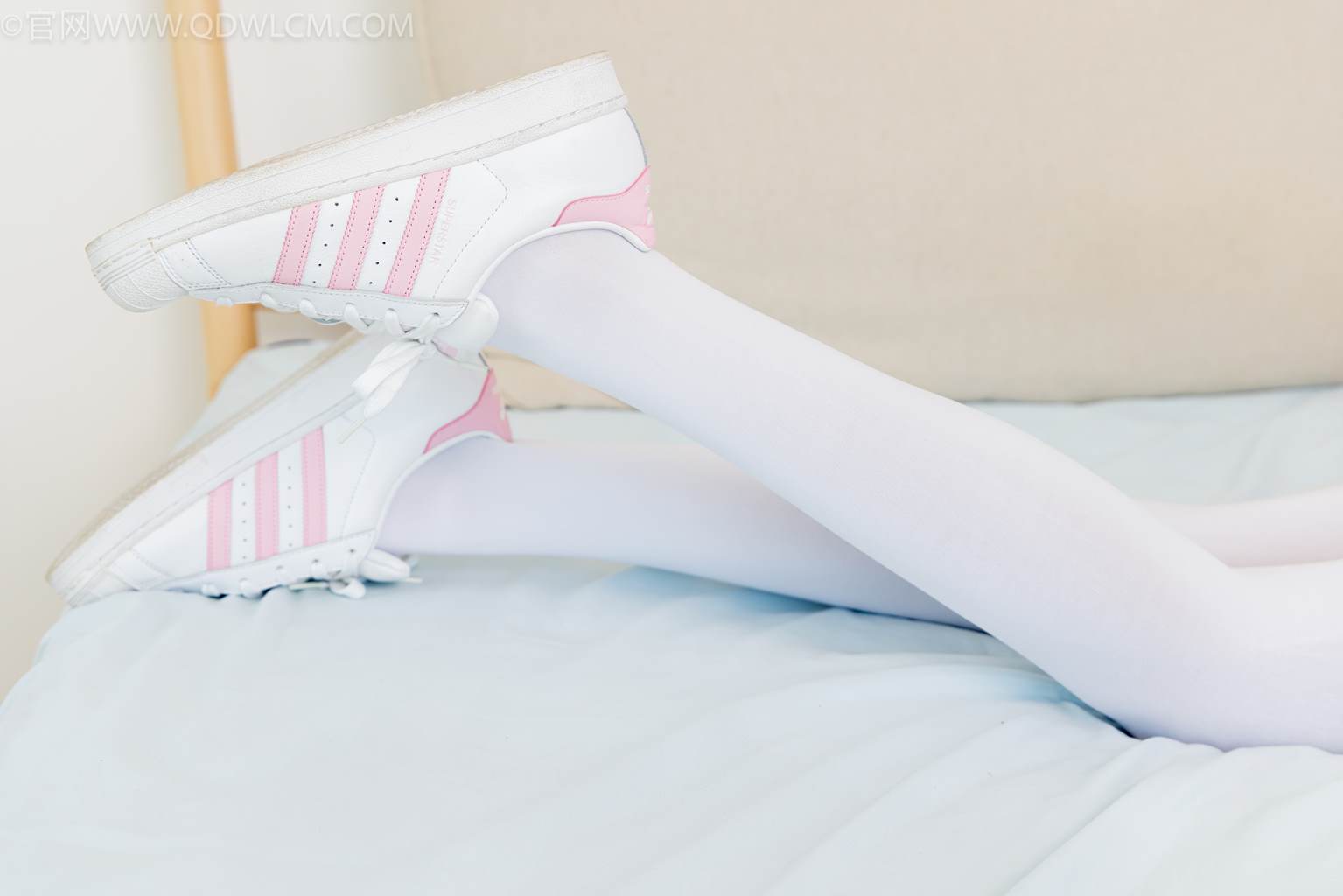 图片[92]-物恋传媒 NO.2450 小夏-板鞋、厚白丝[125P] – 速更版-美库