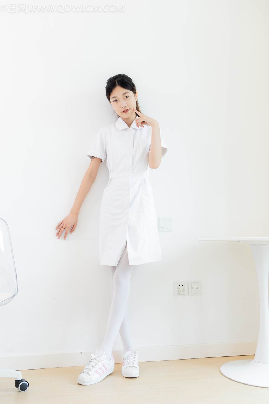 图片[112]-物恋传媒 NO.2450 小夏-板鞋、厚白丝[125P] – 速更版-美库