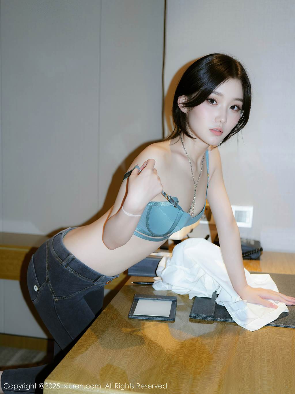 图片[33]-[Xiuren秀人网]2025.09.19 NO.10785 汁汁[53P] – 速更版-美库